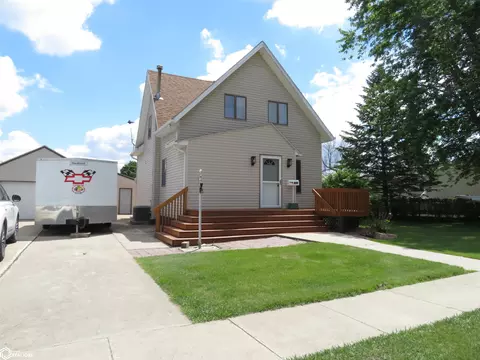 909 S Main, Clarion, IA 50525