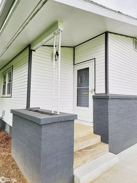Exterior - 1205 Maple St, Atlantic, IA 50022 photo 5 of 5