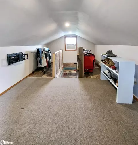 405 Johnson St, Garwin, IA 50632 photo 29