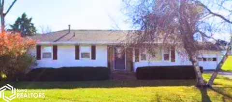 202 College Ave, Le Grand, IA 50142