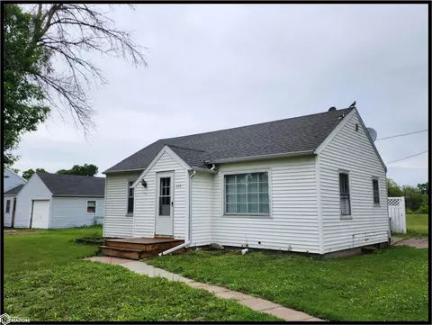 409 Whitney St, Griswold, IA 51535