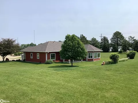 1405 3rd St NE, Hampton, IA 50441 photo 4