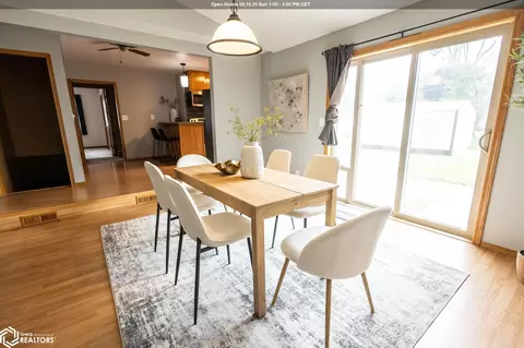 785 W 5th St, Garner, IA 50438