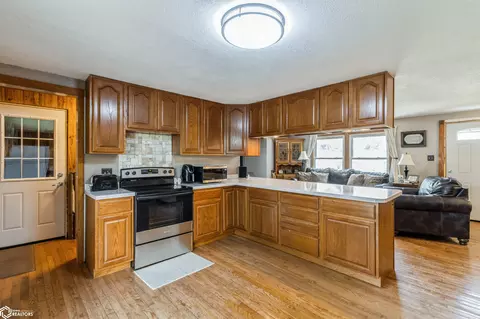 Kitchen - 1606 3rd St Pl, Eldora, IA 50627 photo 3 of 3
