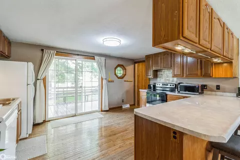 Kitchen - 1606 3rd St Pl, Eldora, IA 50627 photo 1 of 3