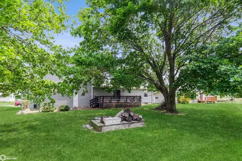 Exterior - 1606 3rd St Pl, Eldora, IA 50627 photo 1 of 3
