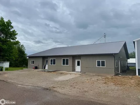 205 Collins St, Batavia, IA 52533