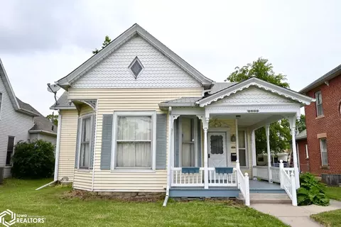 2003 Avenue H, Fort Madison, IA 52627