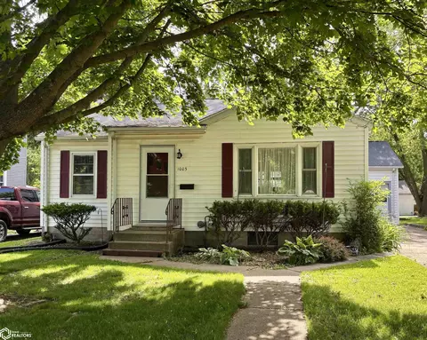 1003 S Main St, Fairfield, IA 52556