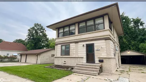 415 N N Massachusetts Ave, Mason City, IA 50401