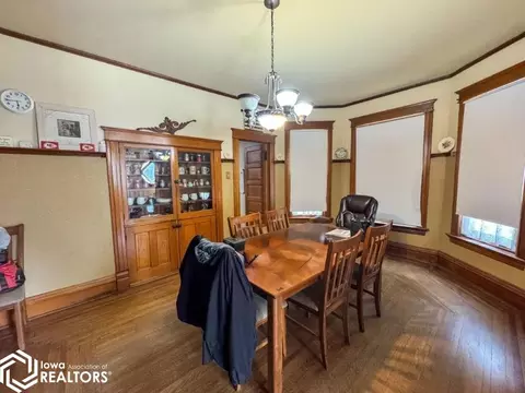 Dining - 602 Central Ave E, Hampton, IA 50441 photo 1 of 1