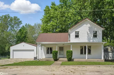 207 S Main St, Danville, IA 52623