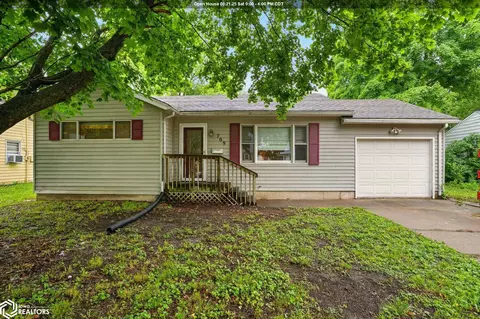 709 W Harrison, Fairfield, IA 52556