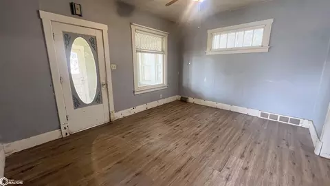 Living - 340 E Main St, Manly, IA 50456 photo 1 of 2