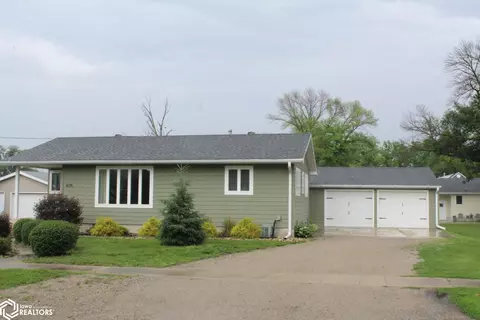 Exterior - 1075 Front St, Garner, IA 50438 photo 2 of 9