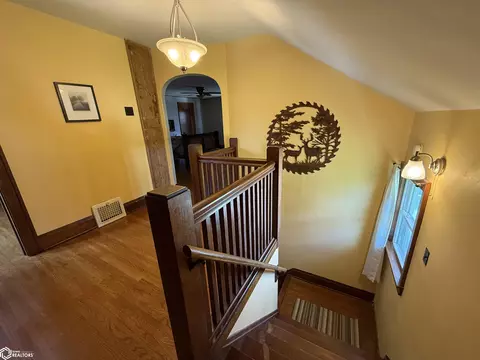 Entry Way - 409 Kilbourn Ave, Wever, IA 52658 photo 3 of 3