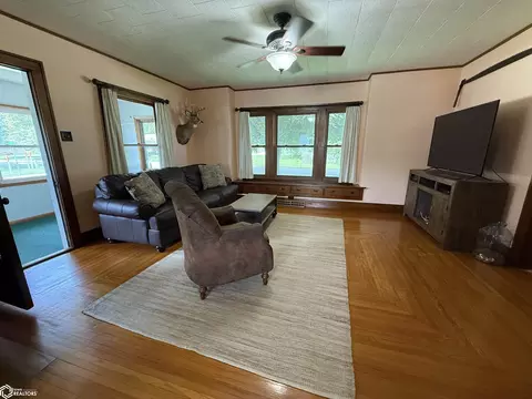Living - 409 Kilbourn Ave, Wever, IA 52658 photo 2 of 3