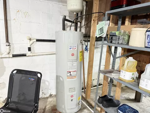 Other - 409 Kilbourn Ave, Wever, IA 52658 photo 8 of 12