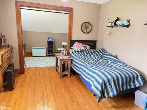 Bedroom - 409 Kilbourn Ave, Wever, IA 52658 photo 9 of 11