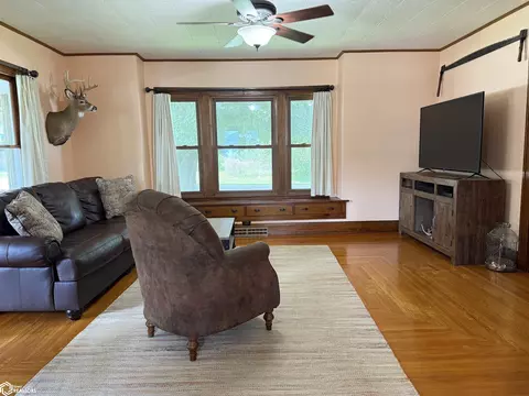 Living - 409 Kilbourn Ave, Wever, IA 52658 photo 3 of 3