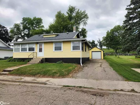 203 C St, Toledo, IA 52342