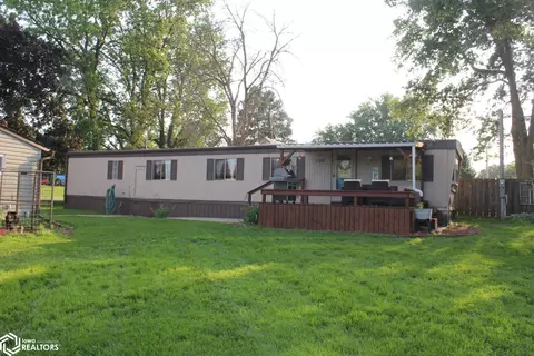 208 1st Ave SE, Rockford, IA 50468