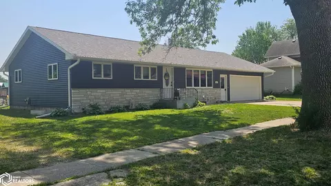 207 S Colby St, Algona, IA 50511