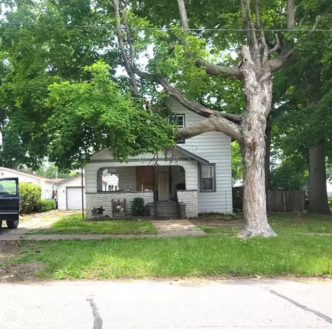 502 S 2nd St, Albia, IA 52531
