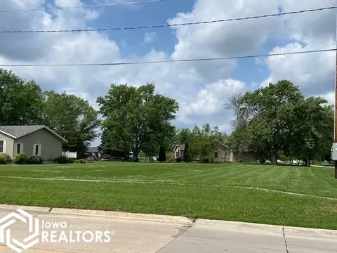 Nnn Main Ave North, Britt, IA 50423