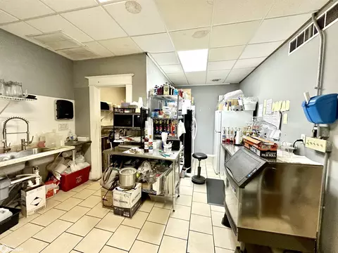 901 Main St, Grinnell, IA 50112 photo 14