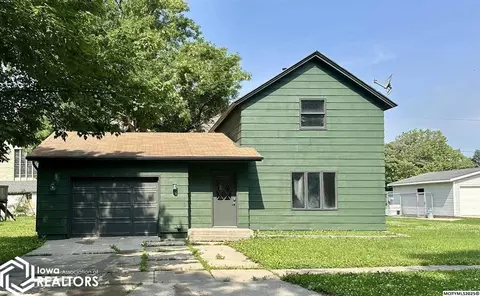 304 10th St N, Northwood, IA 50459