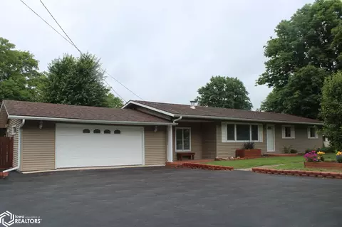 219 Hillcrest Dr, Hamilton, IL 62341