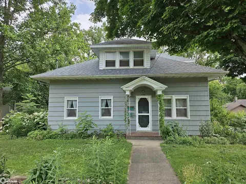1108 C Ave E, Oskaloosa, IA 52577