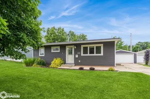 1407 W Boone St, Marshalltown, IA 50158