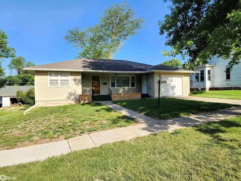 602 Court St, Ida Grove, IA 51445