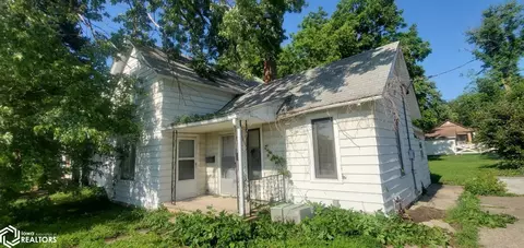 709 S Pennsylvania Ave, Mason City, IA 50401