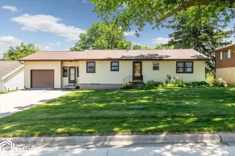 501 N Orchard St, Brooklyn, IA 52211