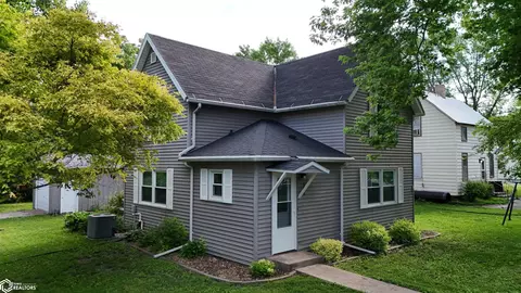 101 Ash Ave E, Swea City, IA 50590