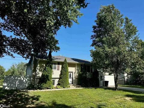 203 Orchard St, Bedford, IA 50833