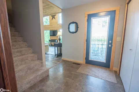 Entry Way - 14277 Eagle Dr, Douds, IA 52551 photo 1 of 1