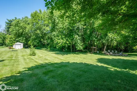 Exterior - 105 Everett Cir, Mingo, IA 50168 photo 7 of 10