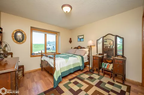 Bedroom - 105 Everett Cir, Mingo, IA 50168 photo 2 of 4