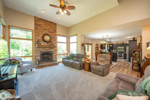 Living - 105 Everett Cir, Mingo, IA 50168 photo 2 of 2