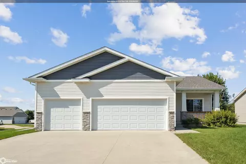 2914 SW Pleasant St, Ankeny, IA 50023