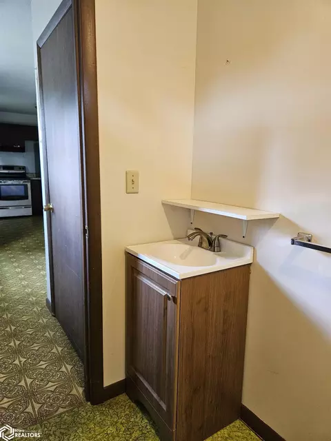 1541 Broadway, Hamilton, IL 62341 photo 10