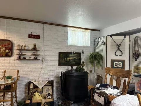 300 N Sumner Ave, Creston, IA 50801 photo 44