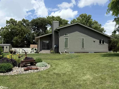 300 N Sumner Ave, Creston, IA 50801 photo 7