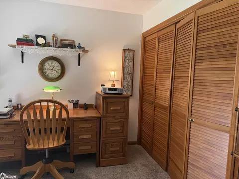 300 N Sumner Ave, Creston, IA 50801 photo 39