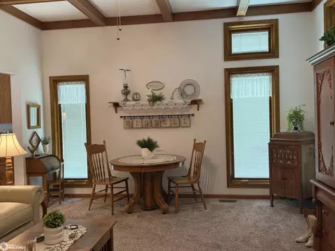 300 N Sumner Ave, Creston, IA 50801 photo 26
