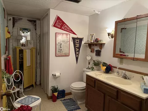 300 N Sumner Ave, Creston, IA 50801 photo 42